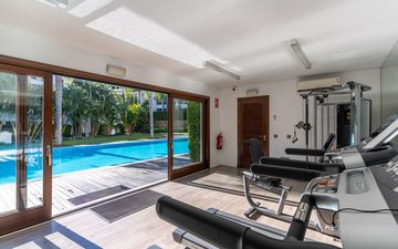 Property slide 18