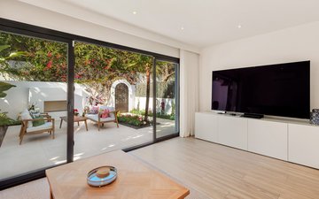 Property slide 12