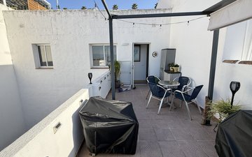 Property slide 16