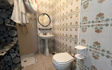 Property slide 16