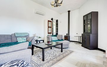 Property slide 7