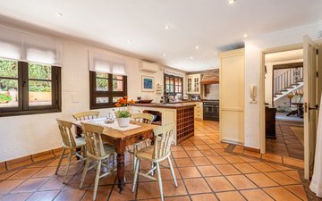 Property slide 30