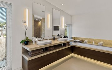 Property slide 24