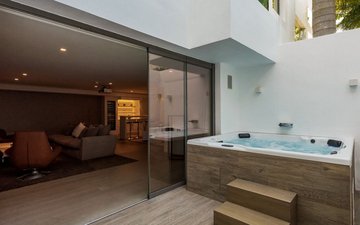 Property slide 31