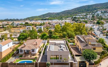 Property slide 9