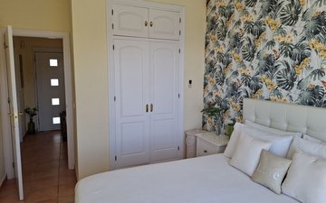Property slide 52