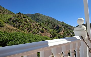 Property slide 63
