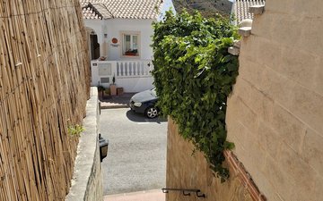 Property slide 71