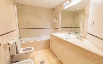 Property slide 20