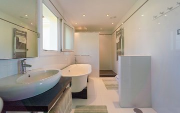 Property slide 46