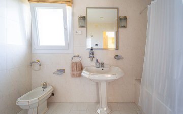 Property slide 65