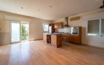 Property slide 70
