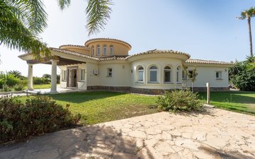 Property slide 80