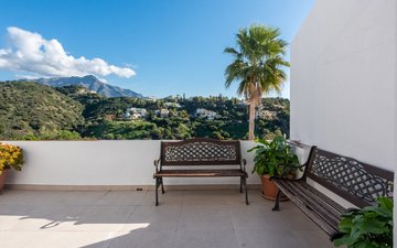 Property slide 10