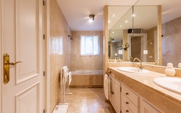 Property slide 17