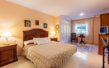 Property slide 18