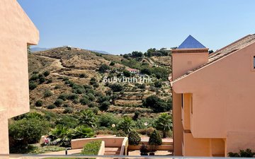 Property slide 25