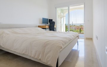 Property slide 10