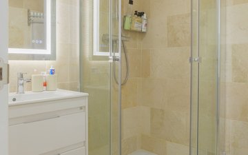 Property slide 20