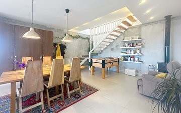 Property slide 7