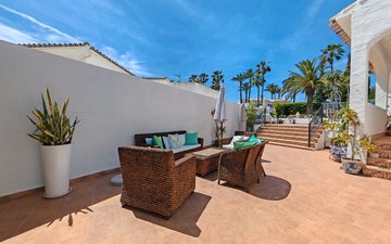 Property slide 21