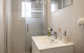 Property slide 10