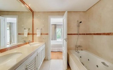 Property slide 17
