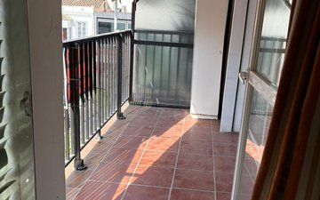 Property slide 14