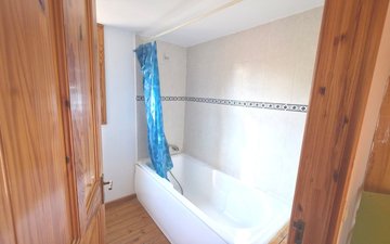 Property slide 29