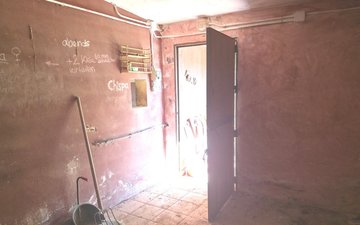 Property slide 44
