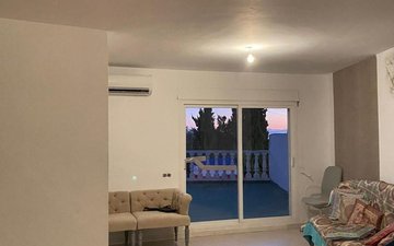 Property slide 10