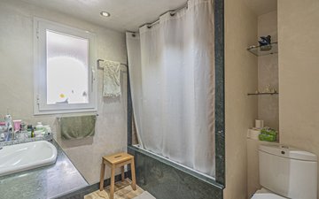 Property slide 15