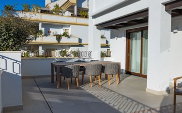 Property slide 44