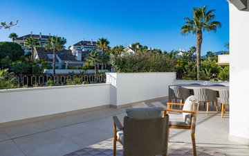 Property slide 48