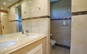 Property slide 16