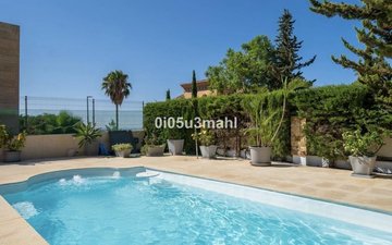 Property slide 19
