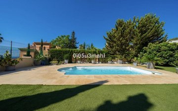 Property slide 21
