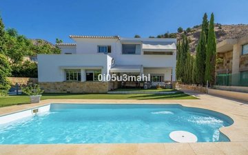 Property slide 22