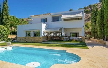 Property slide 24