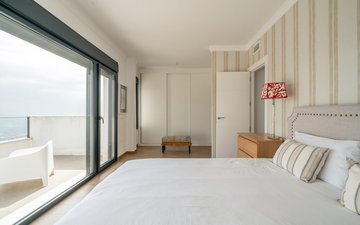 Property slide 22
