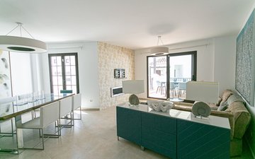 Property slide 10