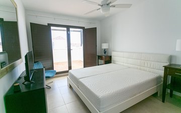 Property slide 39