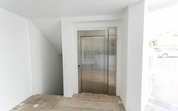 Property slide 44