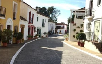 Property slide 21