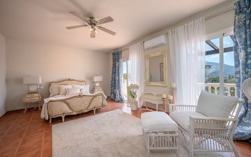 Property slide 18