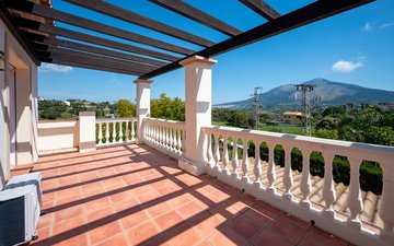 Property slide 20