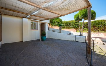 Property slide 39