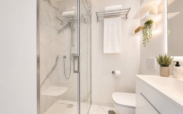 Property slide 32