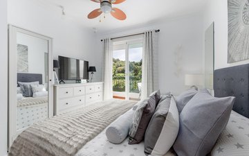 Property slide 31