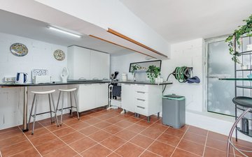 Property slide 39